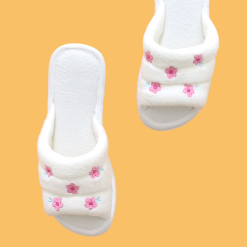 PANTUFLA BORDADO FLOR 2109 ¡COMODIDAD Y ESTILO EN CADA PASO! CRECIENDO BABY
